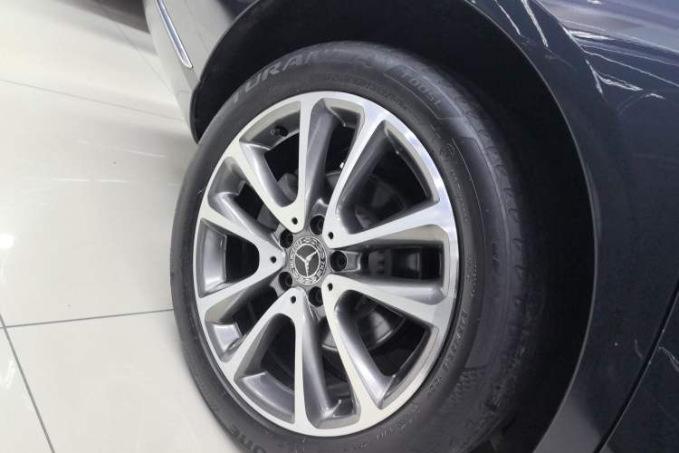 Used Mercedes-Benz E-Class 2018 E 200 L
