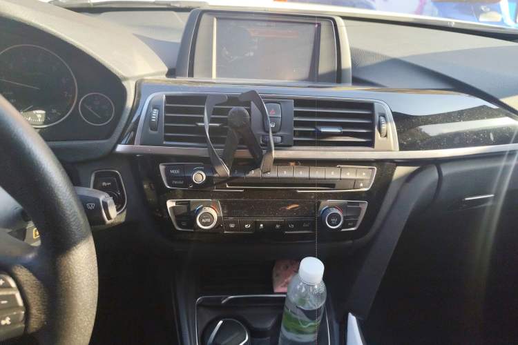 Used BMW 3 Series 2017 320Li Fashion Model
