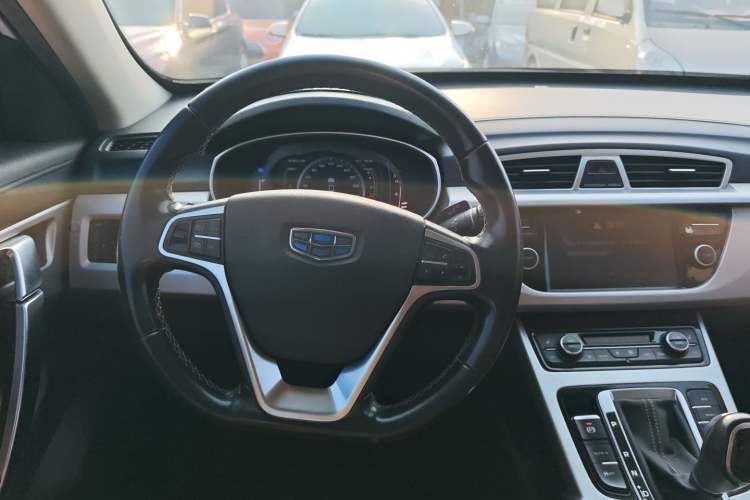 Used Geely Auto Emgrand X7 Sport 2016 1.8TD Automatic ZhiZun Version
