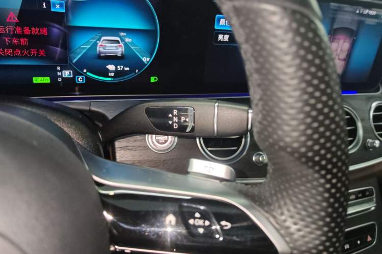 Used Mercedes-Benz E-Class New Energy 2022 Restyled E 350 e L Plug-in Hybrid Sports Sedan
