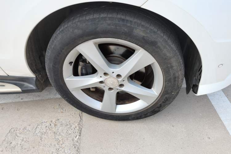 Used Mercedes-Benz M-Class 2014 ML 400 4MATIC Dynamic Model