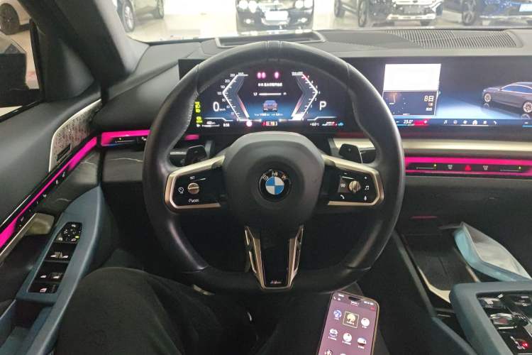 Used BMW 5 Series 2024 530Li Luxury Edition M Sport Package