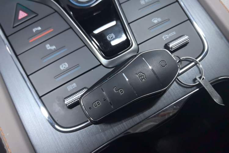 Used BYD Yuan PLUS 2024 Honor Edition 510KM Beyond Model
