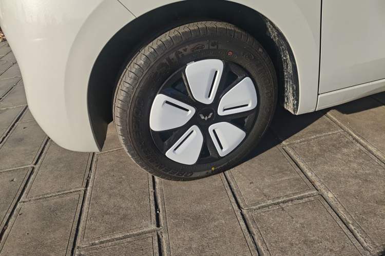 Used Wuling Hongguang MINIEV 2025 Four-Door Version Advanced Edition
