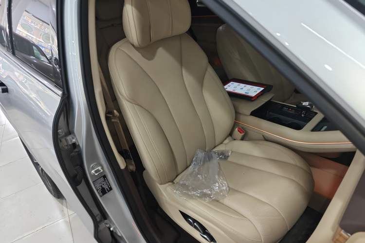 Used Hima AITO M7 2024 1.5T Rear-Drive Plus Version 5 Seats
