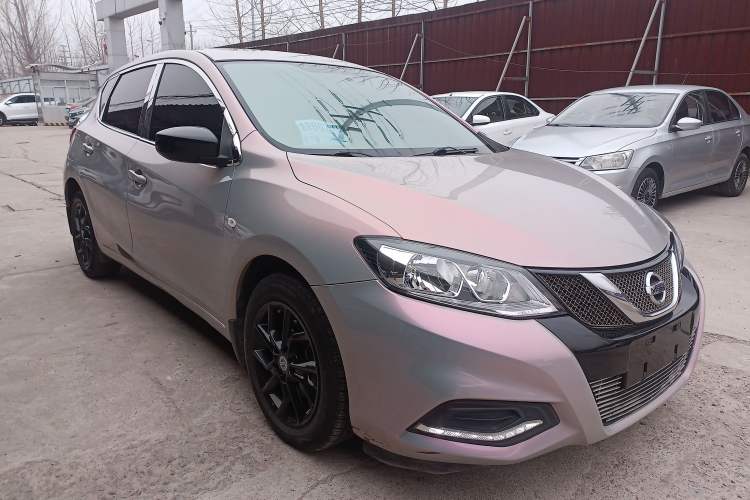 Used Nissan Tiida 2021 1.6L CVT Cool Edition
