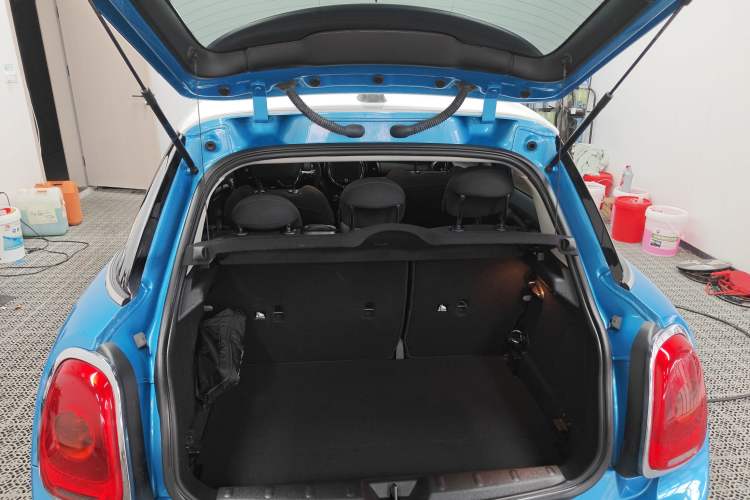 Used  MINI 2016 1.5T COOPER Five-Door Edition
