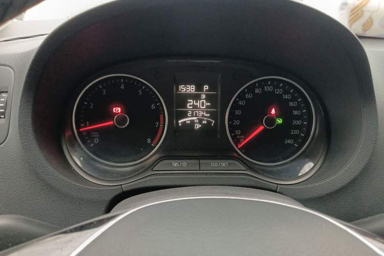 Used Volkswagen Polo 2016 1.6L Automatic Comfort Model