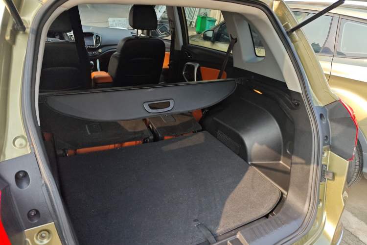 Used Cowin X5 2017 2.0L CVT Luxury Model