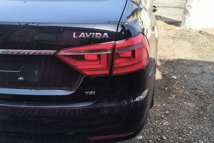 Used Volkswagen Lavida 2013 Revised Version 1.4 TSI DSG Comfort Edition