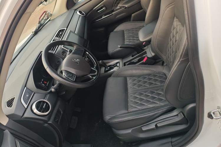 Used Mitsubishi ASX 2020 2.0L CVT Smart Edition
