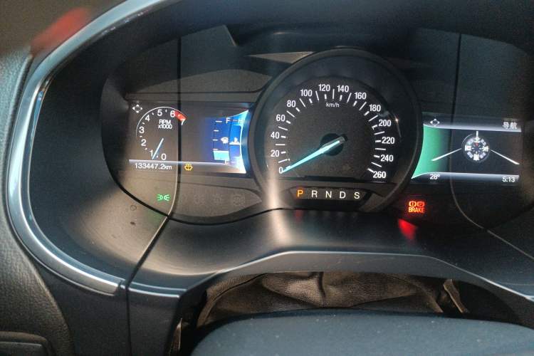 Used Ford Edge 2015 2.0T GTDi 4x4 High-Grade Model
