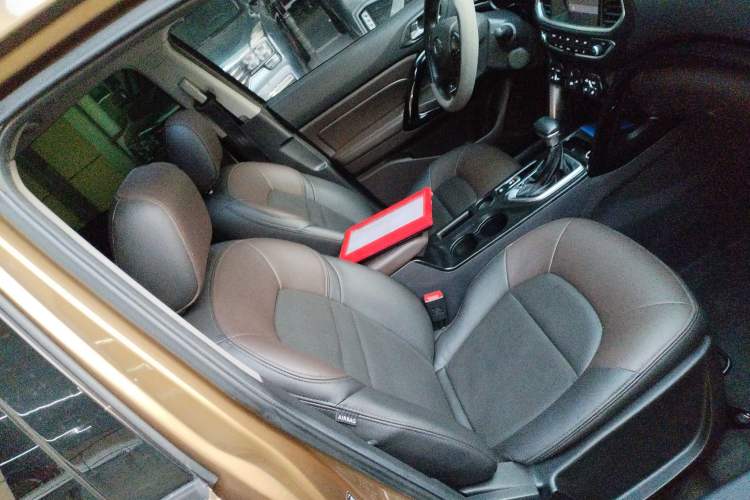 Used GAC Trumpchi GS4 2016 235T G-DCT Luxury Edition