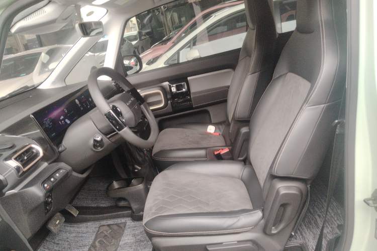 Used Baojun KiWi EV 2023 DJI Edition Lithium Iron Phosphate