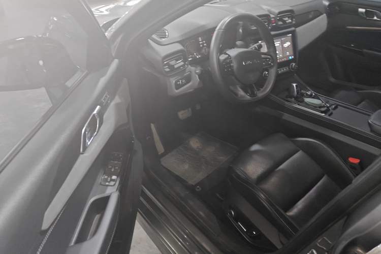 Used Lynk & Co 03 2022 1.5TD DCT JingPro
