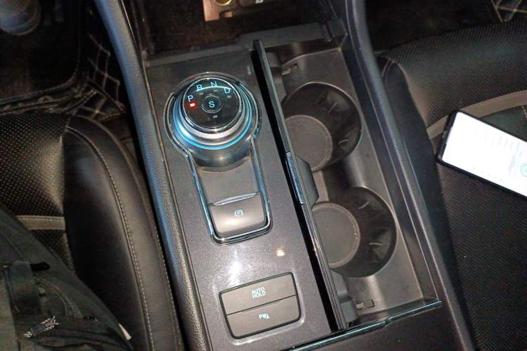 Used Ford Taurus 2015 EcoBoost 245 Luxury Model