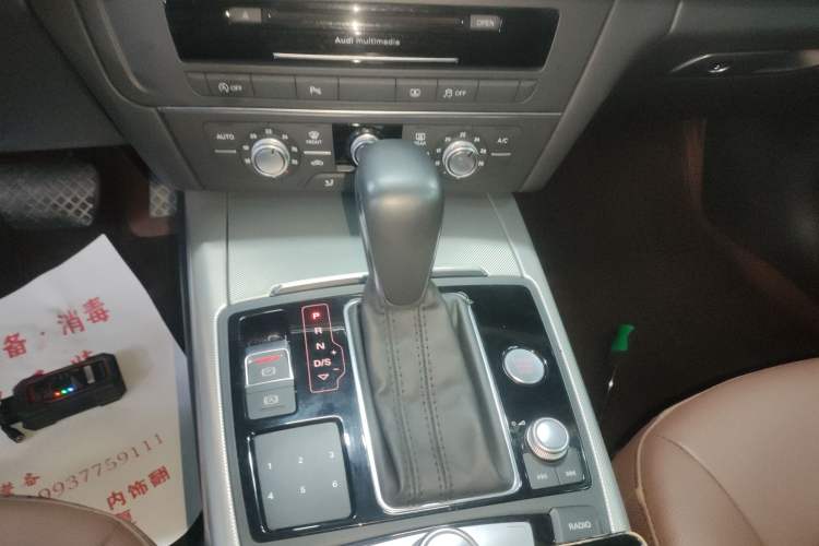 Used Audi A6L 2018 30th Anniversary Edition 35 TFSI Fashion Model
