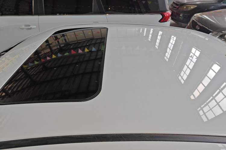 Used Roewe 360 2015 1.5L Automatic Luxury Edition
