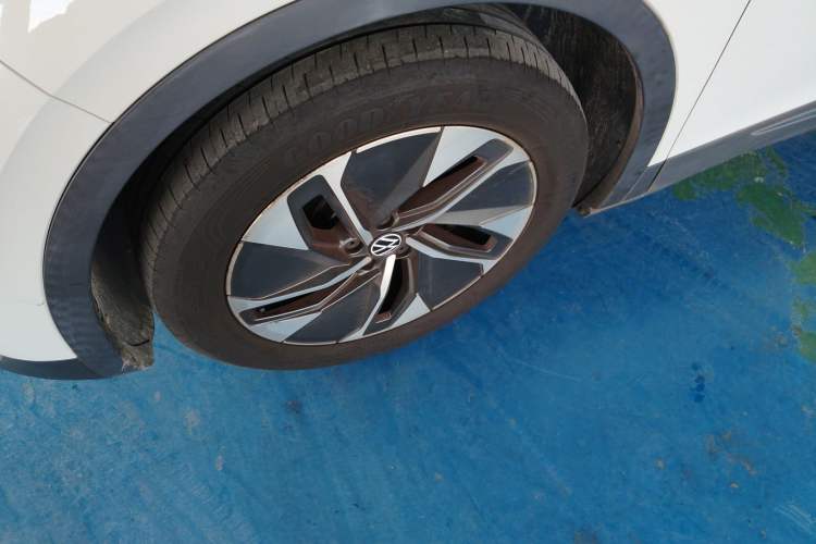 Used Volkswagen ID.4 CROZZ 2021 Standard Range PURE Two-Wheel Drive Version
