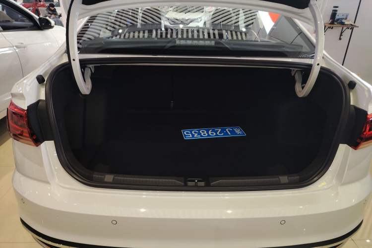 Used Volkswagen Bora 
