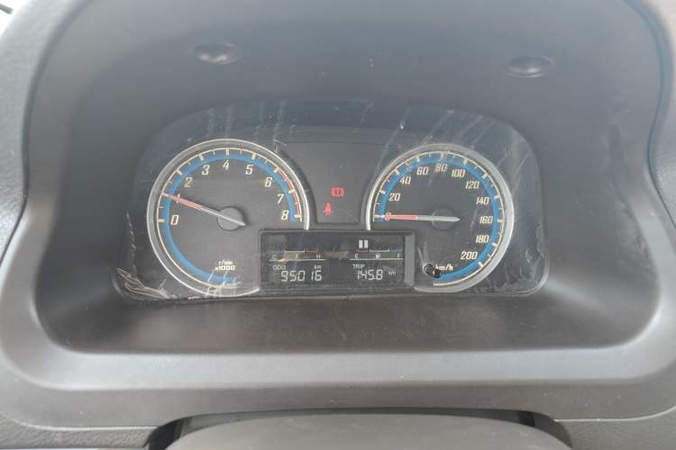 Used Baojun 730 2014 1.5L manual Comfort ESP version 7 seats
