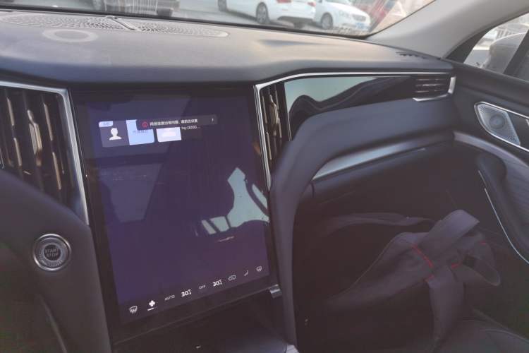 Used Hongqi HS7 PHEV 2024 2.0T PHEV Four-Wheel Drive Flagship Edition 7 Seats