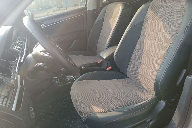 Used Volkswagen C-TREK 2018 1.5L Automatic Comfort Model
