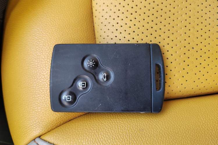 Used Renault Captur 2015 1.2T Automatic Comfort Edition