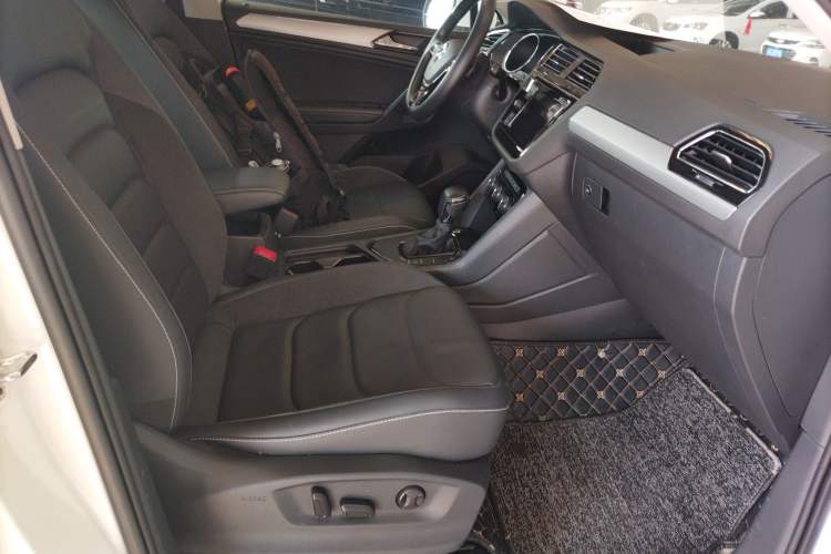 Used Volkswagen Tiguan L 2018 280TSI Automatic Two-Wheel Drive Comfort Edition
