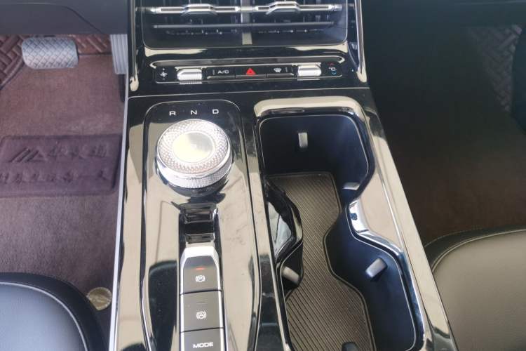 Used Wuling Xingguang 2024 Co-Creation Edition 510 Advanced Model
