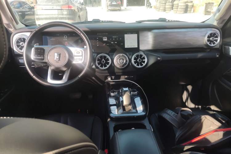 Used Tank 300 2021 City Edition 2.0T—Truly Stylish
