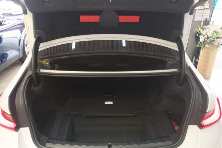 Used BMW i3 2023 eDrive 40 L Midnight Edition
