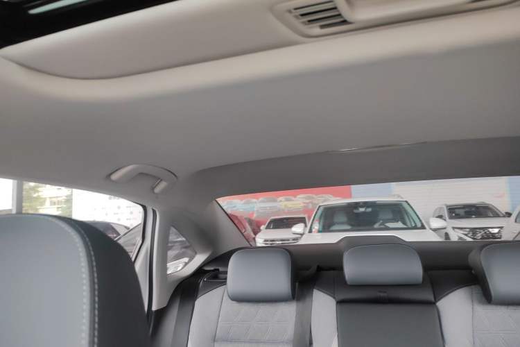 Used Volkswagen Lavida 2024 300TSI DSG Full-Comfort Edition
