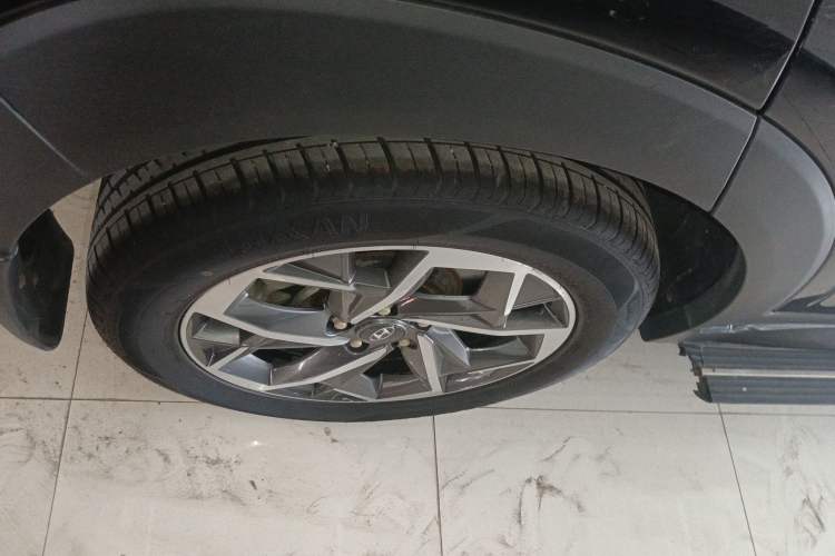 Used Hyundai Tucson 2020 280TGDi Two-Wheel-Drive GLS Fashion Edition China VI Standard
