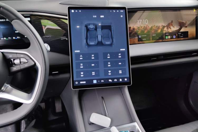 Used Geely Galaxy L7 2025 EM-i 115km Exploration+ Edition
