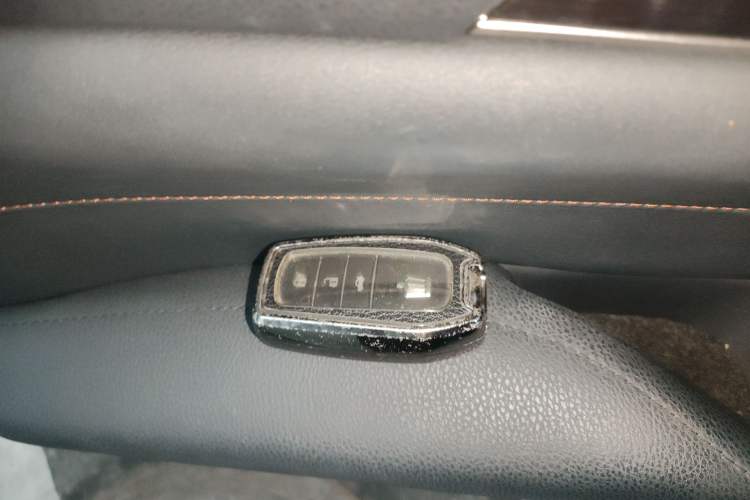 Used Toyota Crown 2015 2.0T Fashion Edition