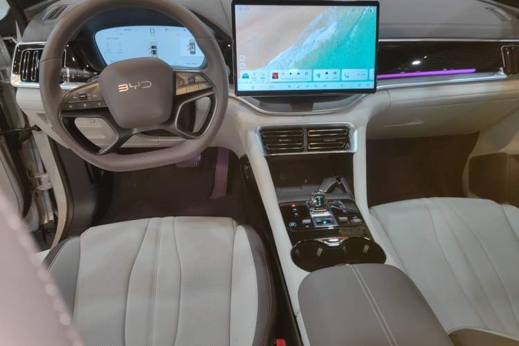 Used BYD Song PLUS New Energy 2025 DM-i Intelligent Driving 160KM Flagship Model
