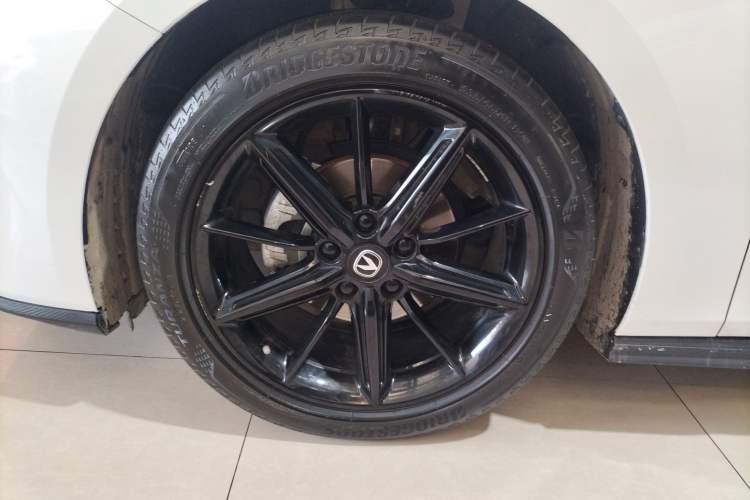 Used Changan UNI-V 2023 1.5T Prestige Model
