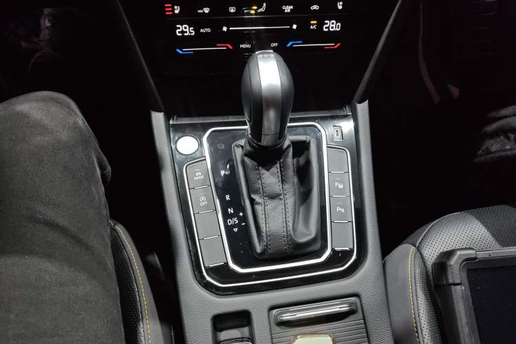 Used Volkswagen FAW-Volkswagen CC 2024 380TSI Striking Edition
