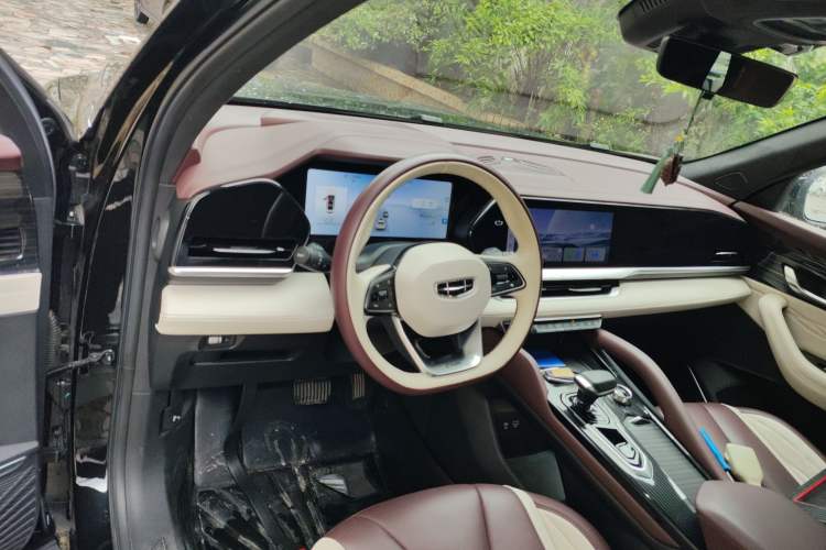 Used Geely Auto Monjaro L 2021 2.0TD DCT EVO Two-Wheel Drive Prestige Version
