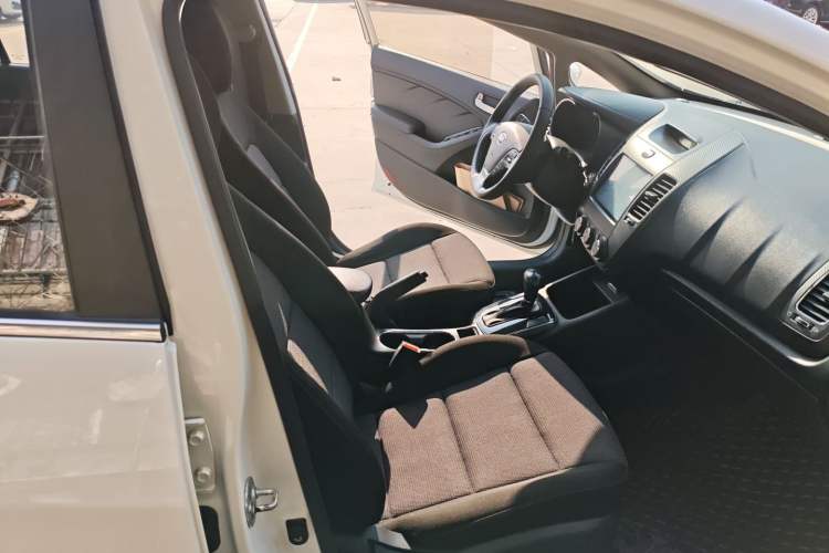 Used Kia K3 2016 1.6L Automatic GLS
