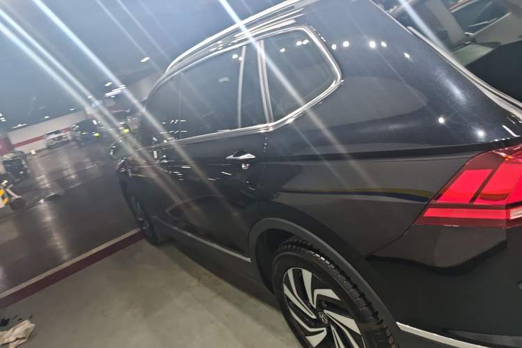 Used Volkswagen Tiguan L 2024 300TSI Automatic Two-Wheel Drive Smart Edition
