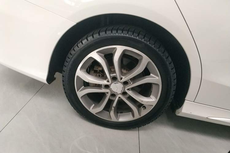 Used Mercedes-Benz C-Class 2015 Restyled C 180 L Sport Edition
