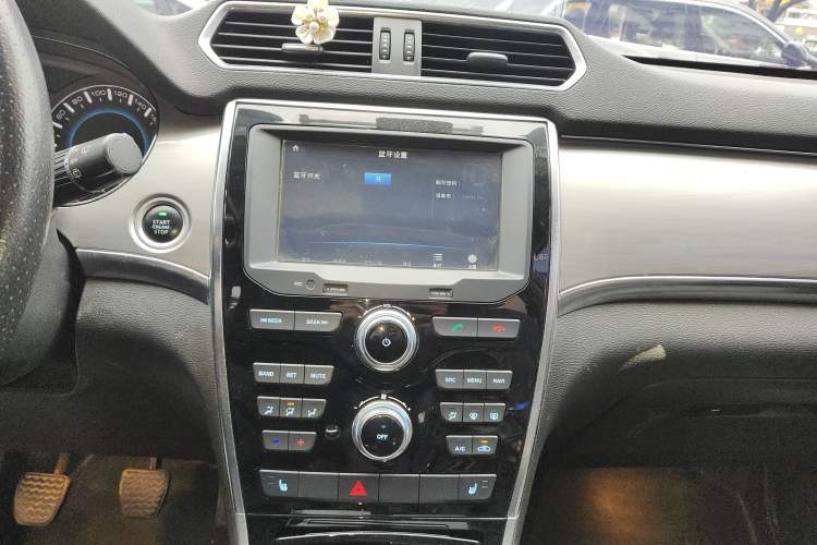 Used Haval H2 2014 1.5T Manual Two-Wheel Drive Elite Edition
