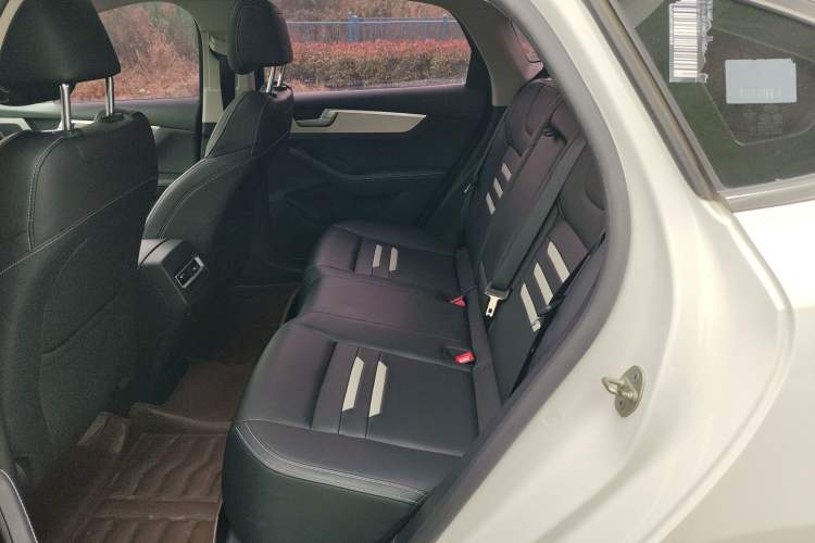 Used BYD Qin Pro 2019 Super Edition 1.5TI Automatic Smart Connect Enjoyment Model China VI Standard