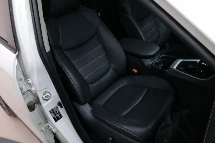 Used Toyota RAV4 2023 2.0L CVT Two-Wheel Drive Fashion Plus Edition