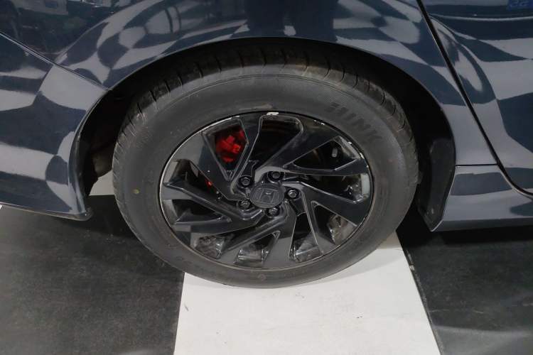 Used Honda Civic 2016 220TURBO CVT Luxury Edition
