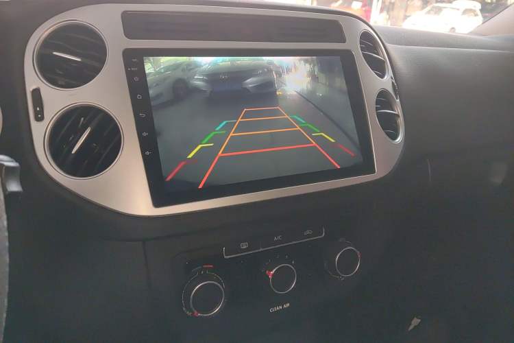 Used Volkswagen Tiguan 2017 300TSI Automatic Two-Wheel Drive Silk Road Luxury Edition
