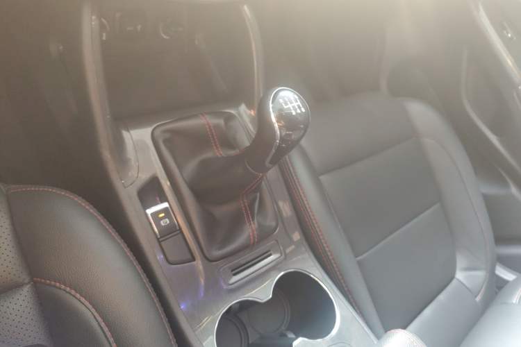 Used Changan CS75 2017 Shangku Edition 1.5T Manual ZhiXiang Model