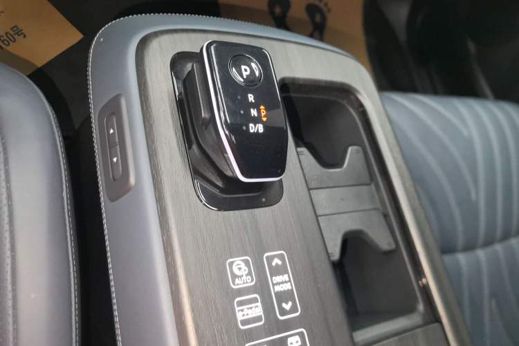 Used Nissan ARIYA 2022 Four-Wheel-Drive High-Performance Top-Tier Model
